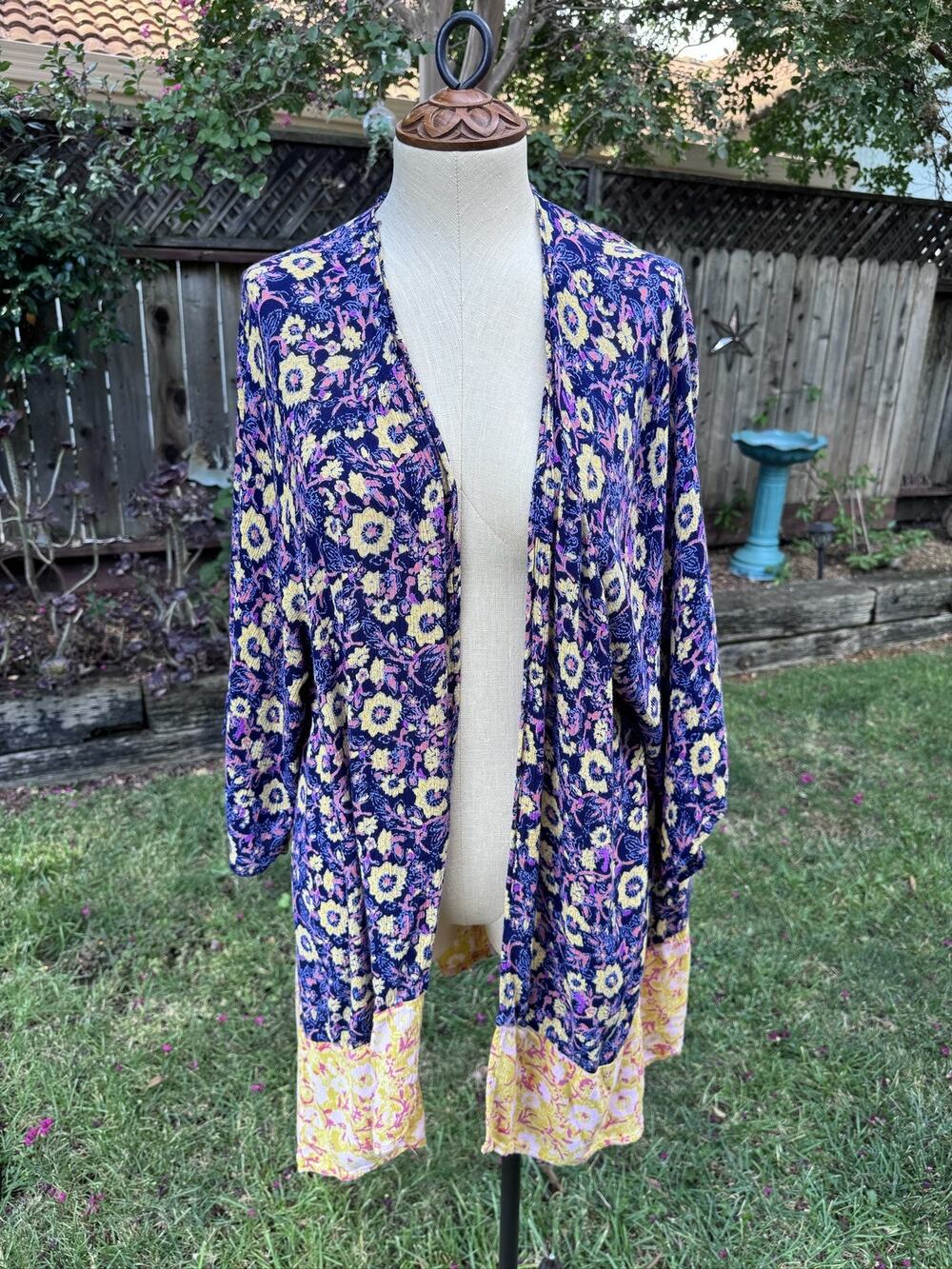 Billabong Floral Open Front Cardigan Kimono S/M Navy Yellow Pink Rayon Women's